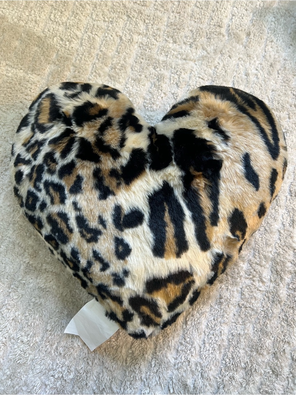 Heart-Shaped Faux Fur Leopard Print Pillow
